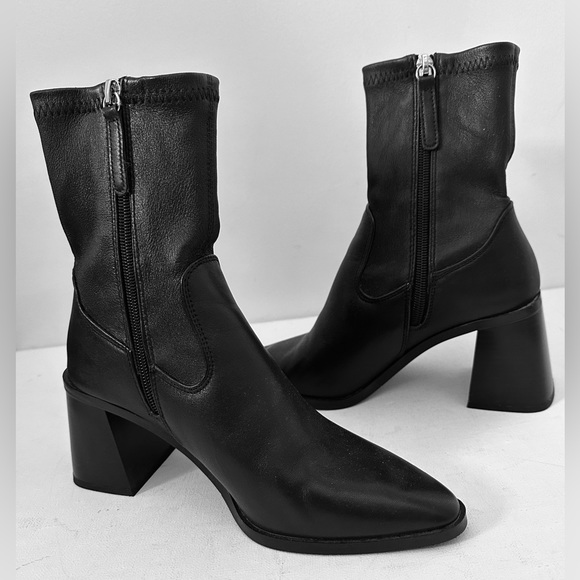 Like NEW-Zara ladies LEATHER ankle boots - Picture 3 of 10